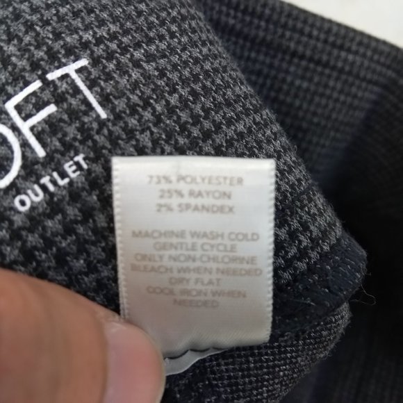 4/$25 LOFT Grey Leggings Small - Picture 10 of 11